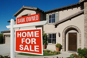 How to Buy Bank-owned Properties and REOs in Palm Beach at a Discount