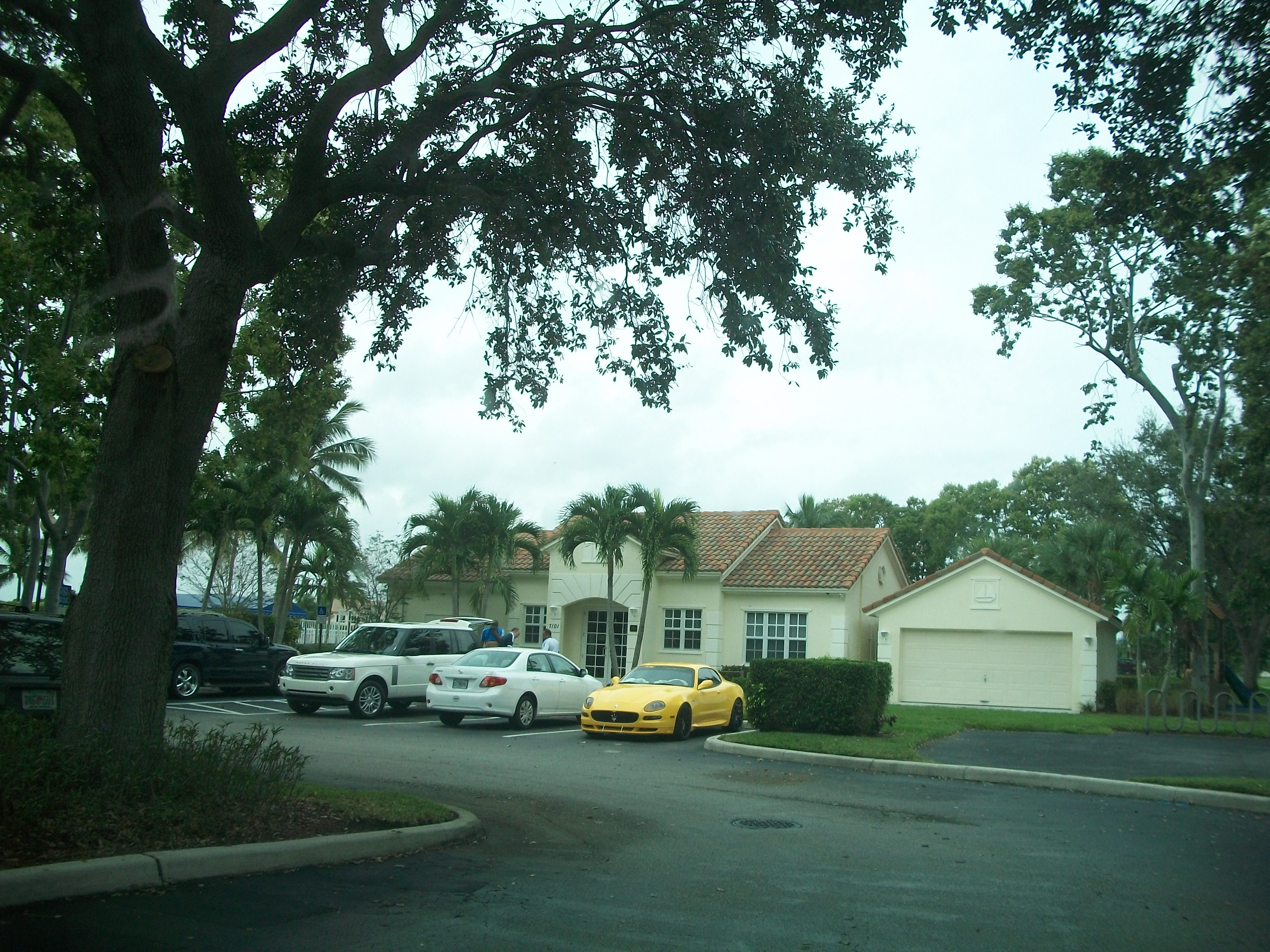 Lake Charleston foreclosures in Lake Worth