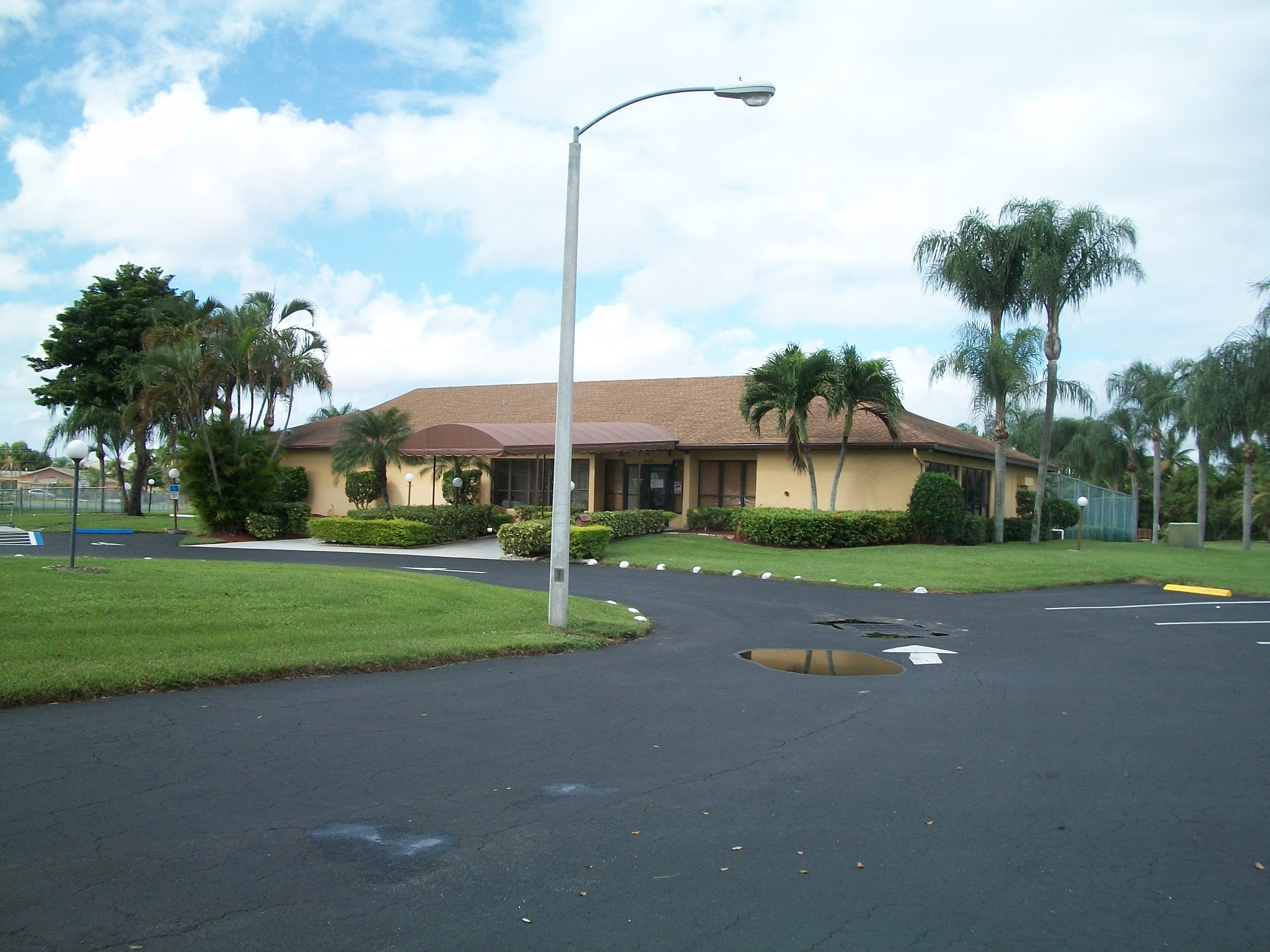 Lakeside Green foreclosures in West Palm Beach