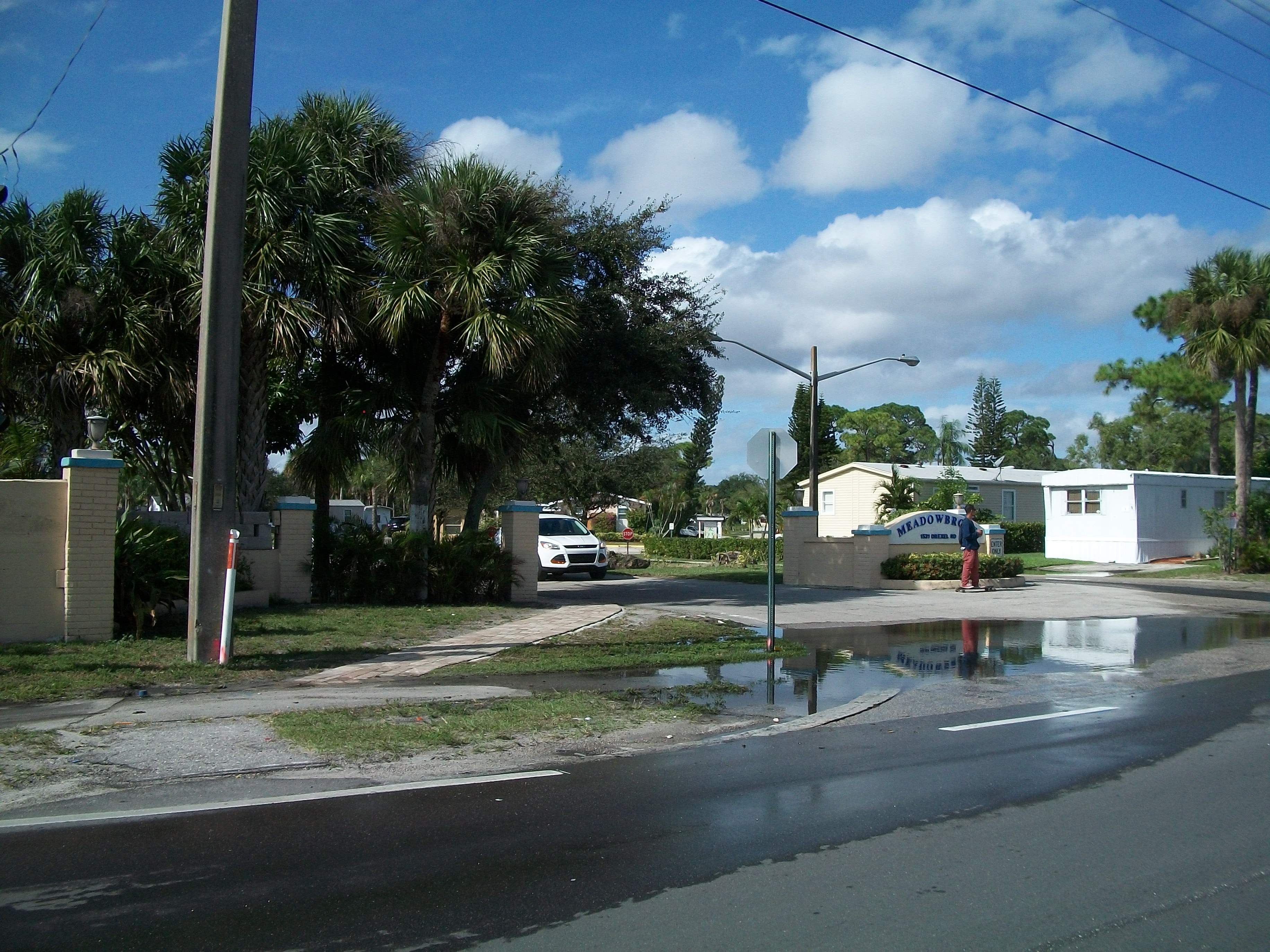 Meadowbrook foreclosures in West Palm Beach