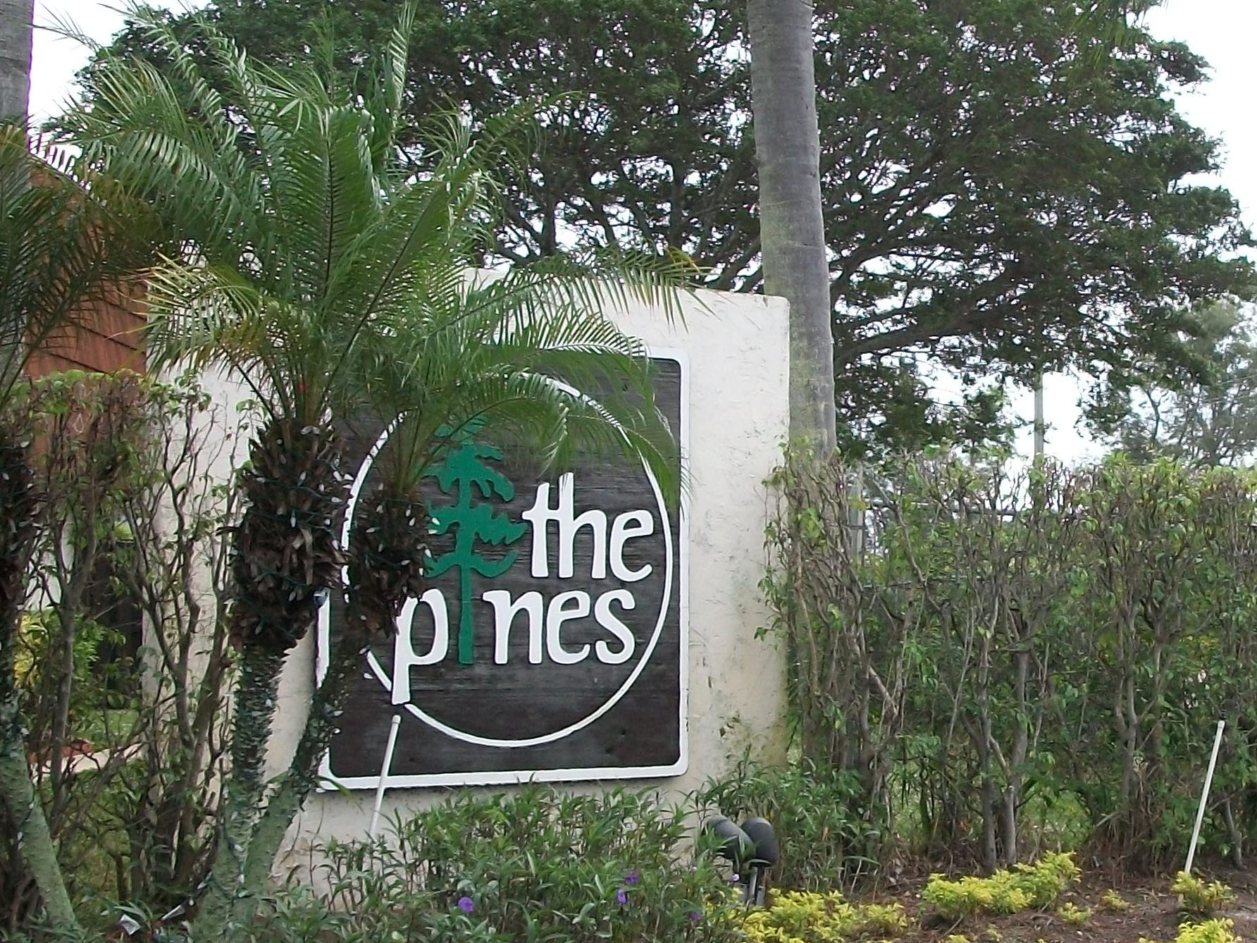 The Pines foreclosures in Greenacres