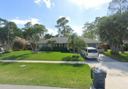 1091 Primrose Ln, Wellington, FL 33414