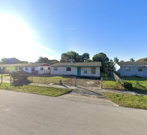 1360 13th St, West Palm Beach, FL 33401