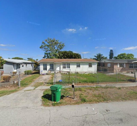 1565 Reverend Jesse Biggs Blvd, Pahokee, FL 33476