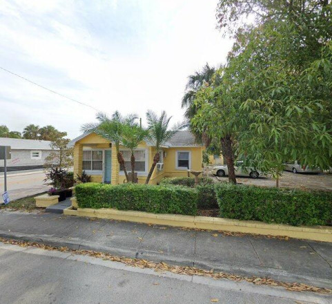 232 N C St, Lake Worth, FL 33460