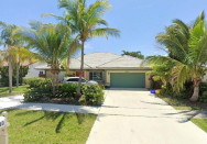 340 Oregon Ln, Boca Raton, FL 33487