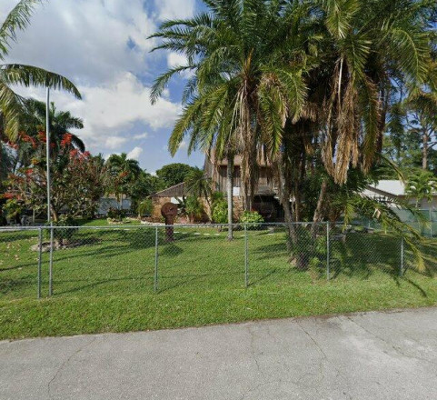 4735 Todd St, Lake Worth, FL 33463