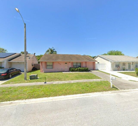 5445 Thurston Ave, Lake Worth, FL 33463