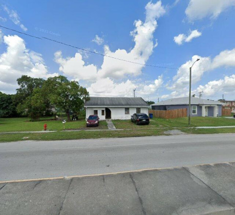 552 Sw 8th St, Belle Glade, FL 33430