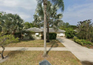 6 Hemlock Ln, Tequesta, FL 33469