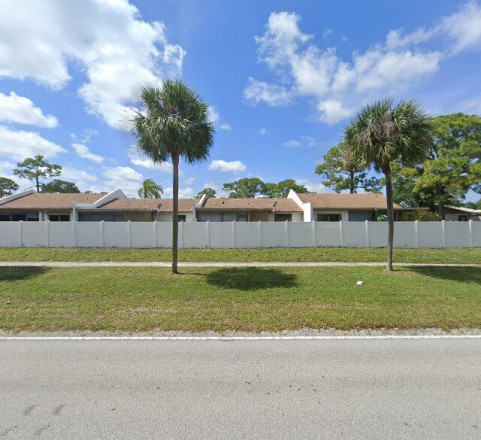 6110 Fairfield Cir 18, Greenacres, FL 33463