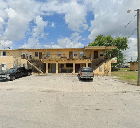 717 Sw Avenue C 1, Belle Glade, FL 33430