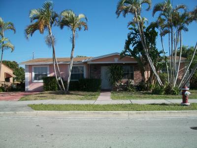 1070 West 25th Street, Riviera Beach, FL 33404