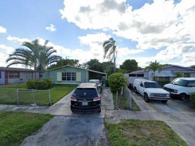 111 Avenue O, Riviera Beach, FL 33404