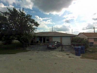 1202 W Avenue A, Belle Glade, FL 33430