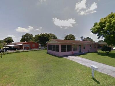 1228 Vaughn Circle, Belle Glade, FL 33430