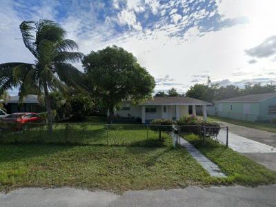 125 W 24th St, Riviera Beach, FL 33404