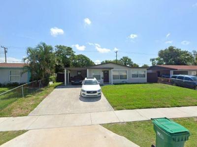 1310 Avenue R, Riviera Beach, FL 33404