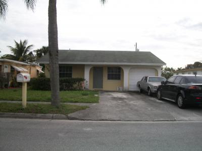 1581 West 10th Street, Riviera Beach, FL 33404