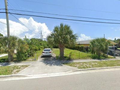 1712 Avenue S, Riviera Beach, FL 33404