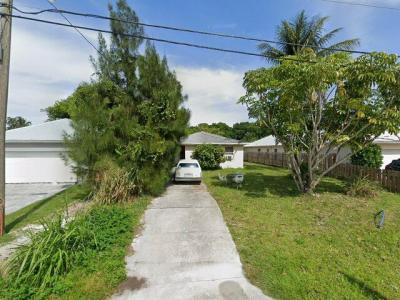 17684 Carver Ave, Jupiter, FL 33458