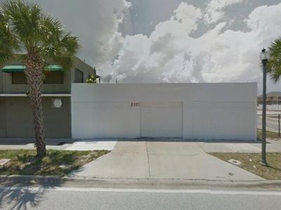 1905 North Dixie Highway, West Palm Beach, FL 33407