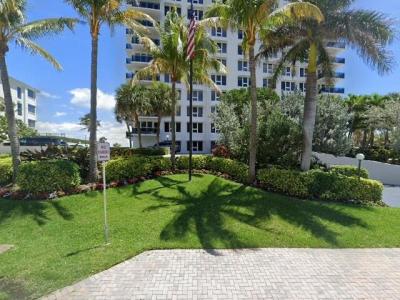 2066 North Ocean Boulevard, Boca Raton, FL 33431