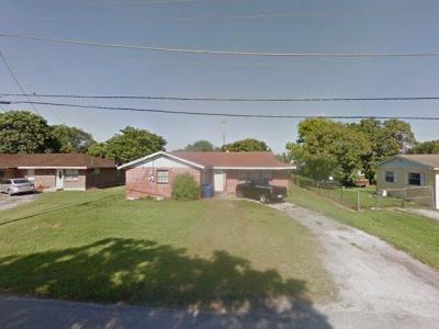 208 Nw 10th St, Belle Glade, FL 33430