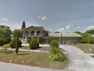 2100 Pinehurst Drive, West Palm Beach, FL 33407