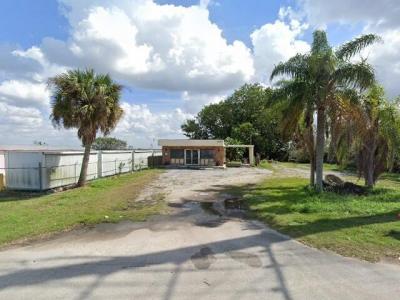 2820 East Main Street, Pahokee, FL 33476