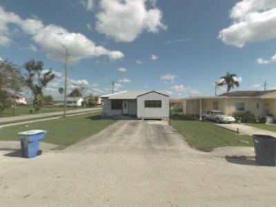 310 Cypress Ave, Pahokee, FL 33476