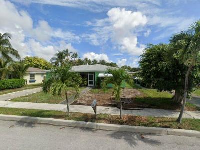 322 Vanderbilt Dr, Lake Worth, FL 33460