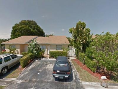 3692 Mil Lake Circle, Greenacres, FL 33463