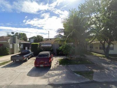 422 50th St, West Palm Beach, FL 33407