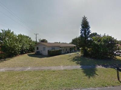 491 West 33rd Street, Riviera Beach, FL 33404