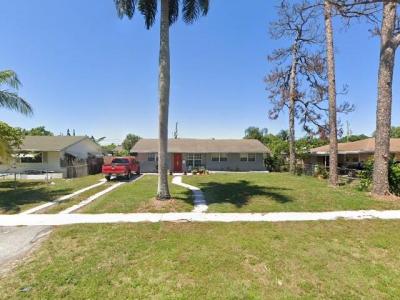 4919 Pine Knott Lane, West Palm Beach, FL 33417