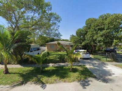 522 Pilgrim Rd, West Palm Beach, FL 33405