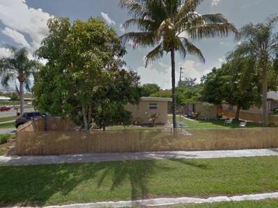 5700 South 38th Court, Lake Worth, FL 33463