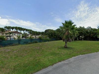 5883 La Pinata Blvd B2, Greenacres, FL 33463