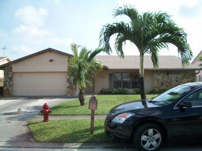 5965 Deerfield Place, Lake Worth, FL 33463