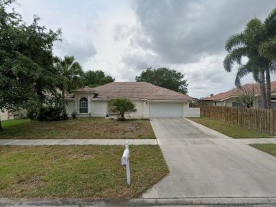 6699 Hatteras Dr, Lake Worth, FL 33467