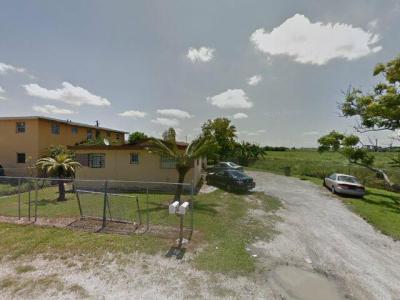 699 Sw 5th St A, Belle Glade, FL 33430