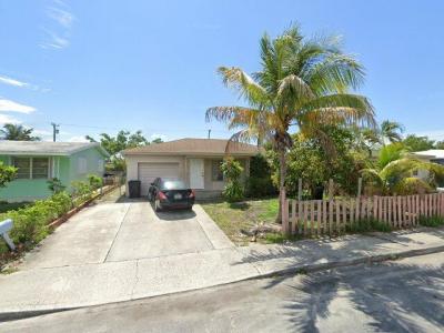 724 S D St, Lake Worth, FL 33460