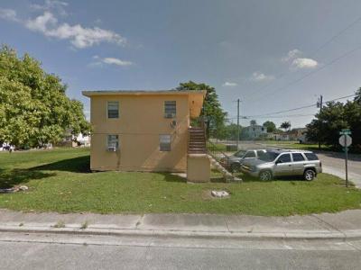 901 Sw Avenue D 1, Belle Glade, FL 33430