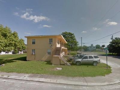 901 Sw Avenue D 1, Belle Glade, FL 33430