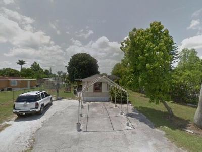 908 Ne 31st Street, Belle Glade, FL 33430