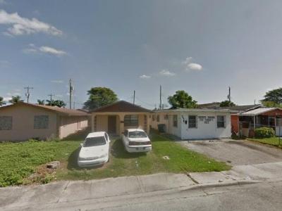 957 Sw Avenue D, Belle Glade, FL 33430